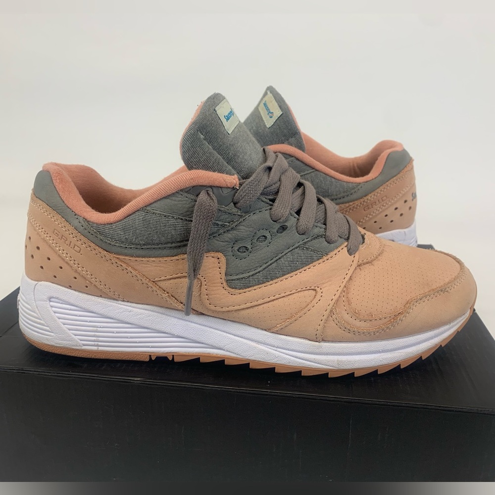 Saucony Grid 8000 ‘Salmon Charcoal’